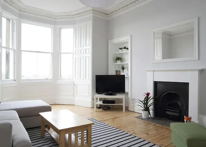 Stylish City Centre Apartments - D Terrace Residence