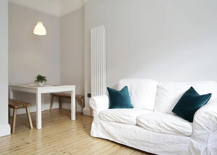Stylish City Centre Apartments - D Terrace Residence